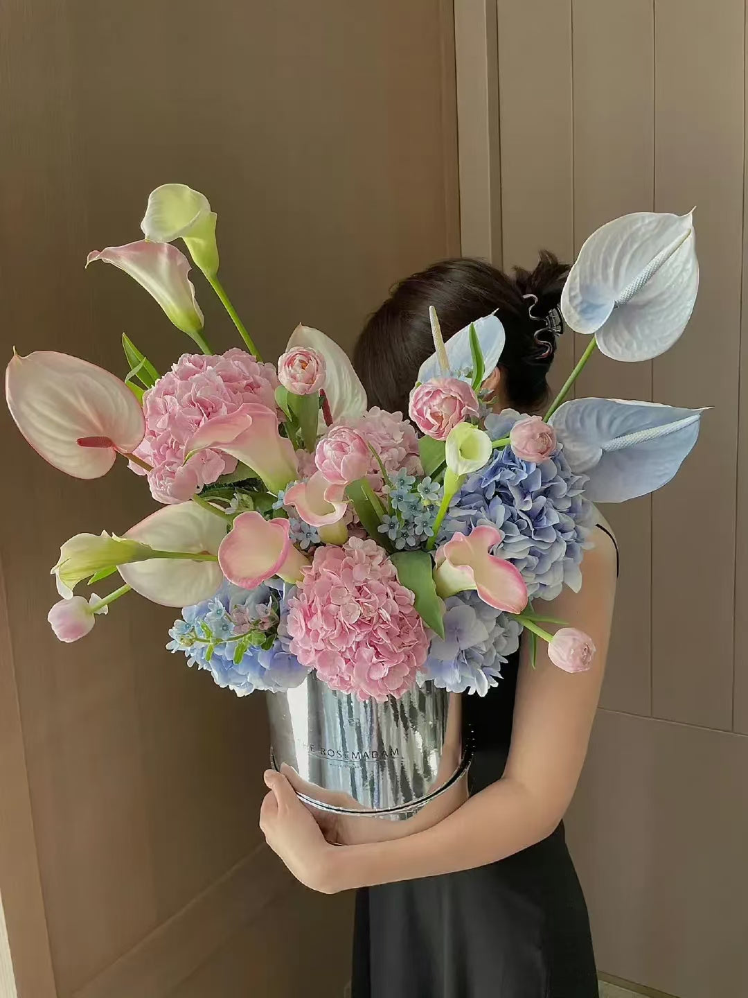 Blushing Hug Arrangement – Beaver Creek Florist, Markham ON