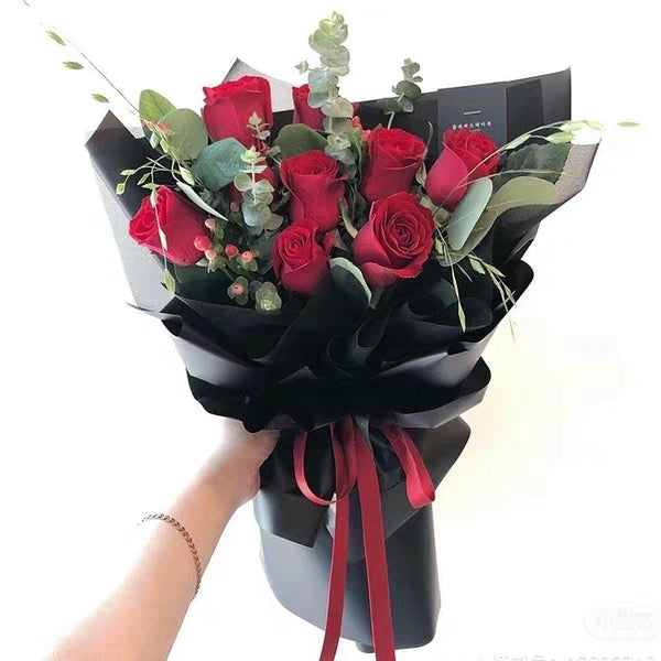 Midnight Romance Rose Bouquet – Beaver Creek Florist, Markham ON