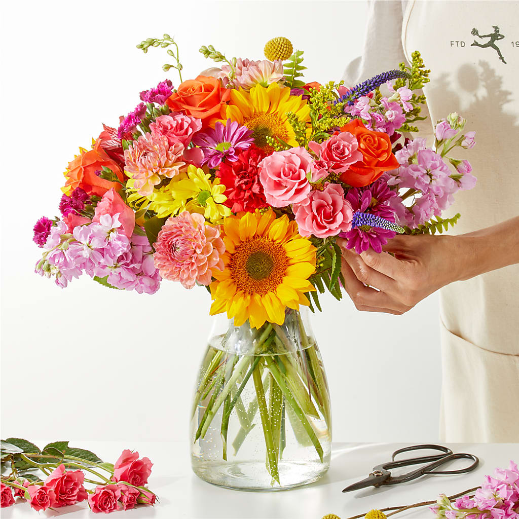 Cue the Confetti - A Florist Original – Beaver Creek Florist, Markham ON
