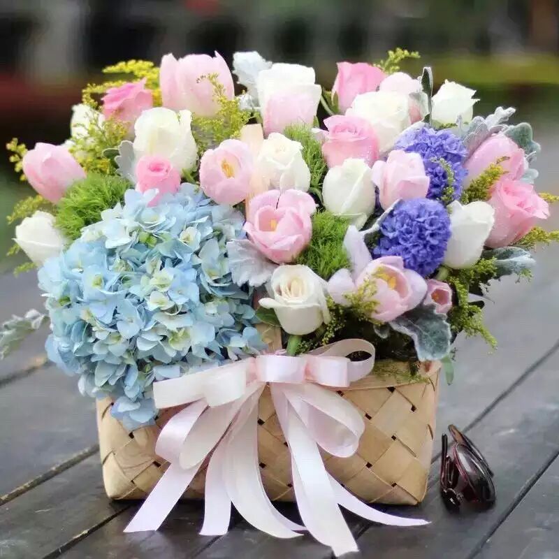 Pastel Whisper Basket – Beaver Creek Florist, Markham ON