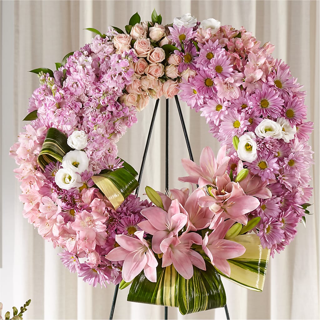 Gift of Warmth Wreath – Beaver Creek Florist, Markham ON