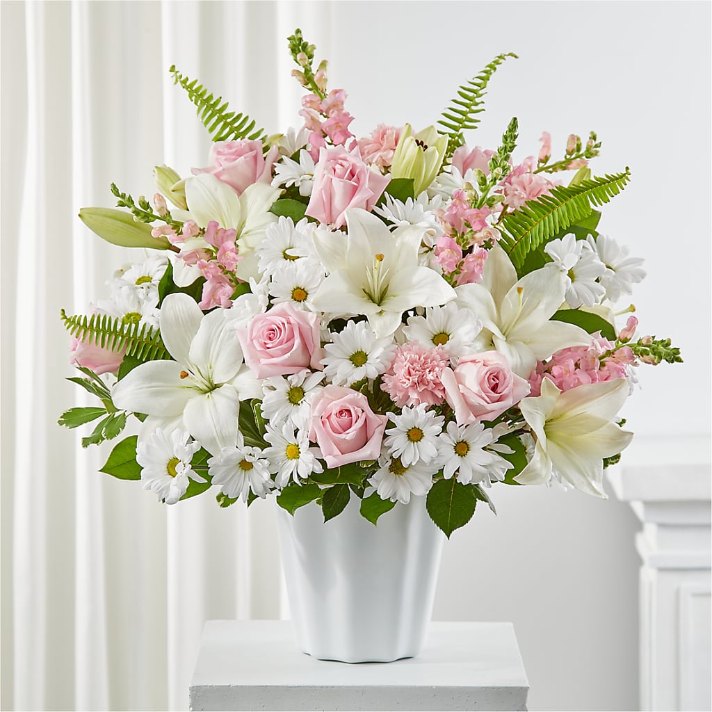 Soft Touch Tabletop Basket – Beaver Creek Florist, Markham ON