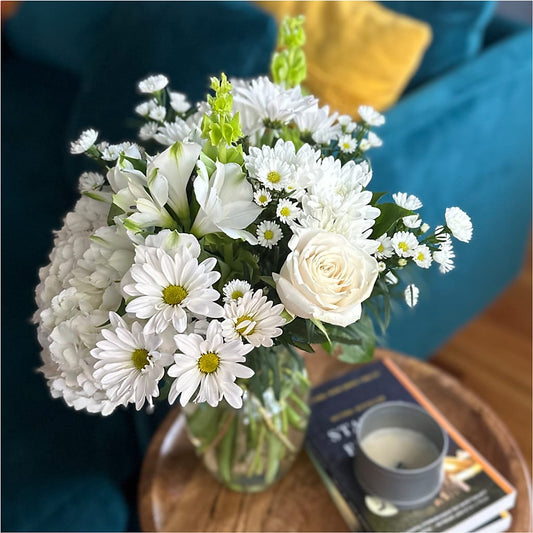 Classic Ivory – A Florist Original – Beaver Creek Florist, Markham ON