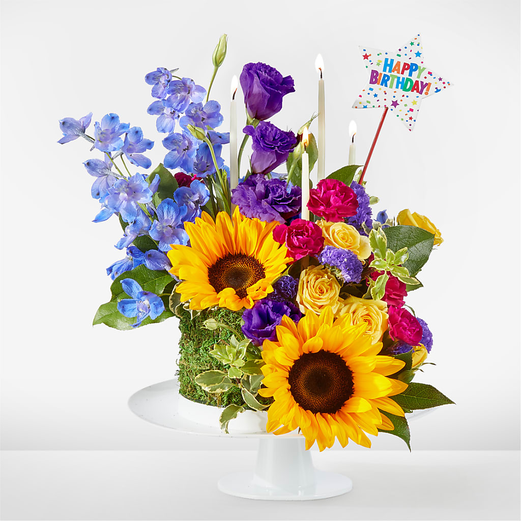 Star of the Day Floral Cake – Beaver Creek Florist, Markham ON