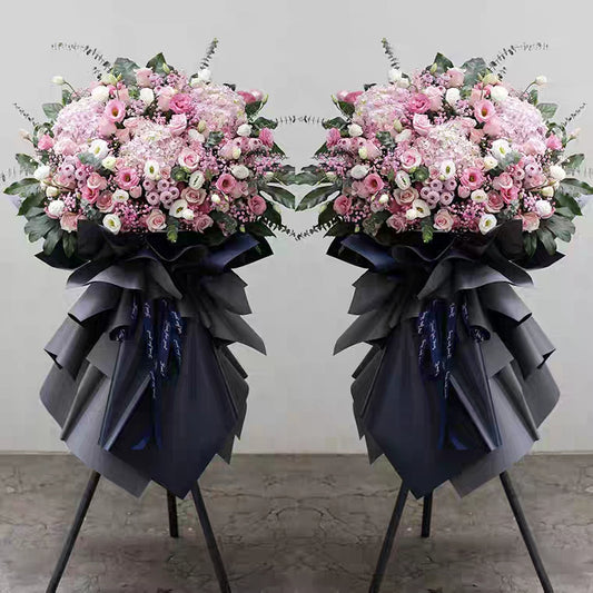Romantic Blush Bloom Stand