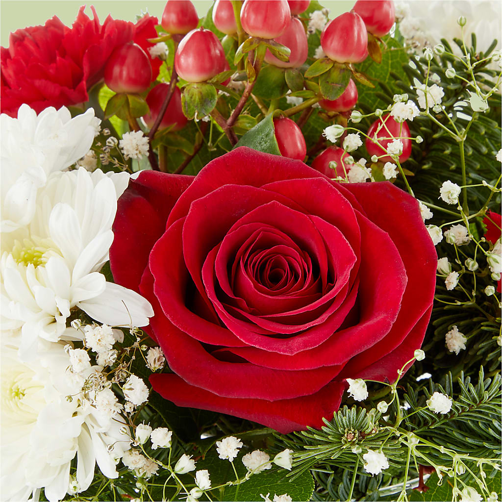 Chance of Flurries Bouquet –  Beaver Creek Florist, Markham ON