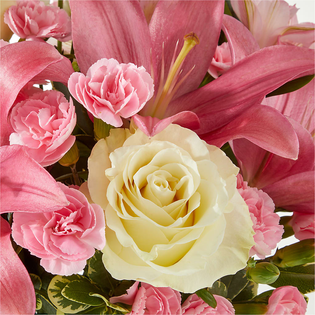 Piece of Cake Bouquet –  Beaver Creek Florist, Markham ON