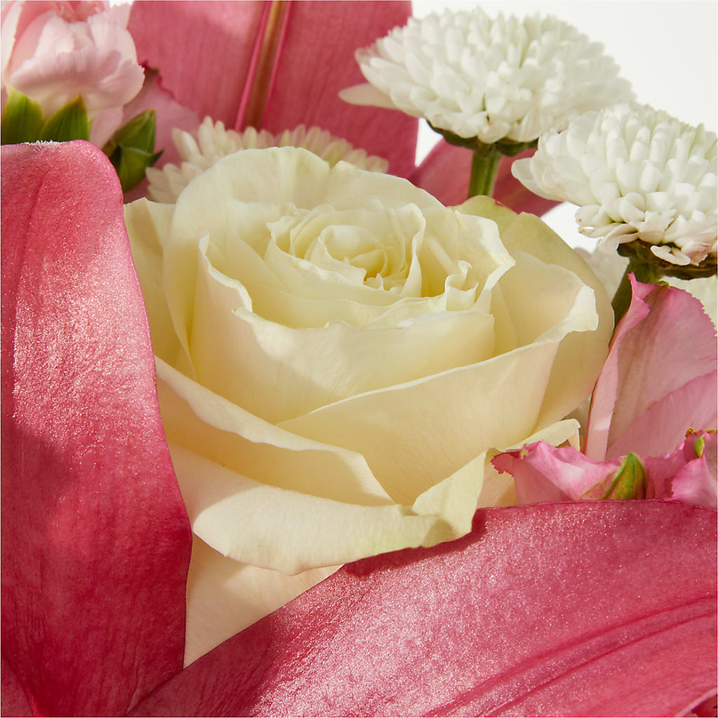 Piece of Cake Bouquet –  Beaver Creek Florist, Markham ON
