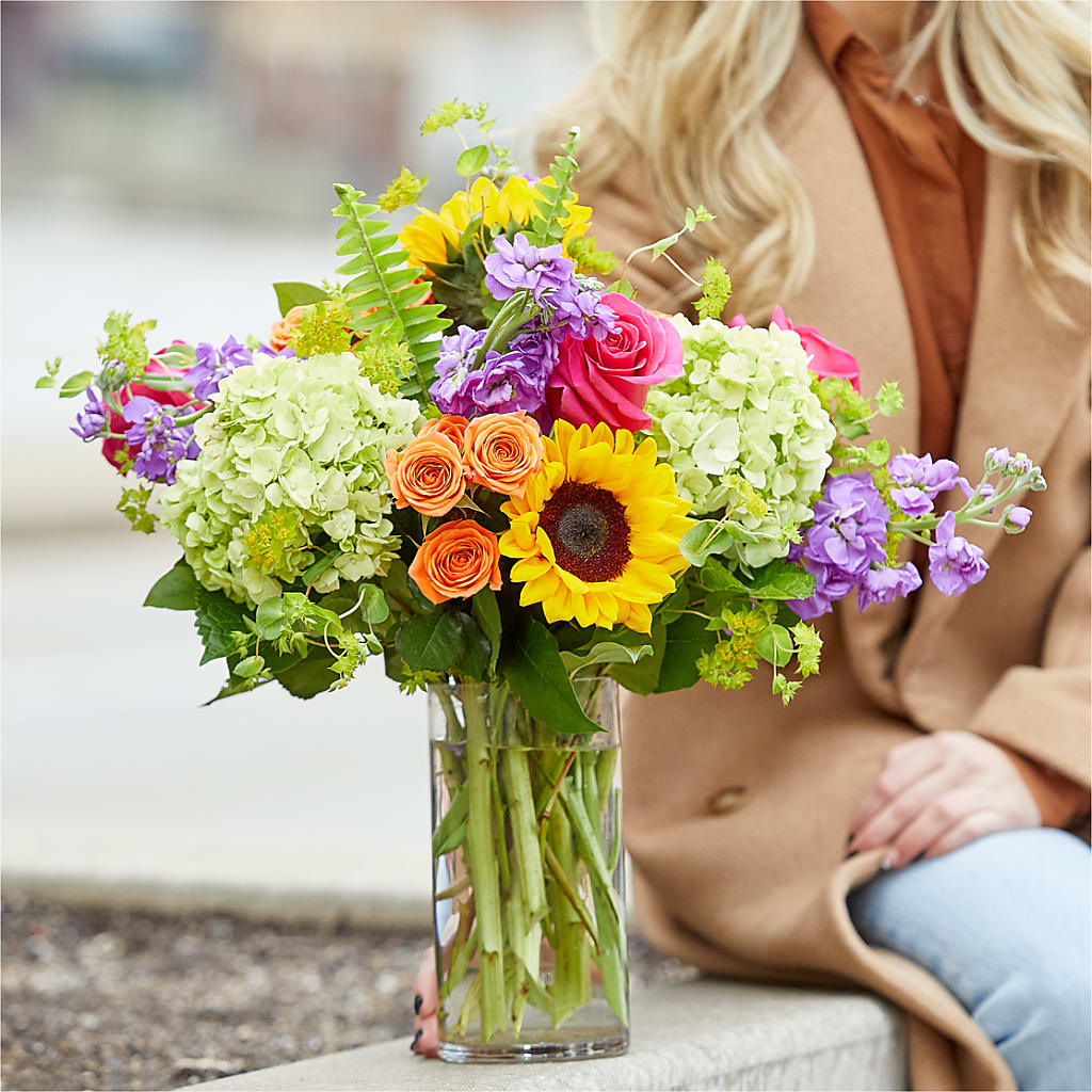 Vibrant Greetings Bouquet –  Beaver Creek Florist, Markham ON