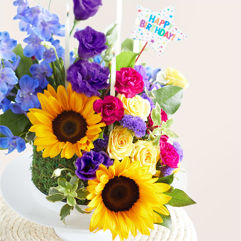 Star of the Day Floral Cake –  Beaver Creek Florist, Markham ON
